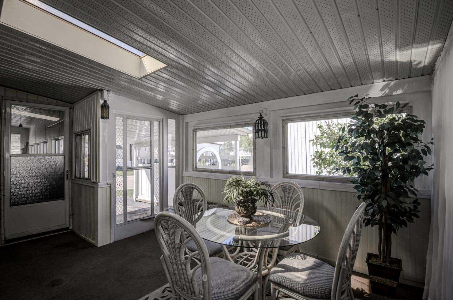 221, 99 Arbour Lake Road NW