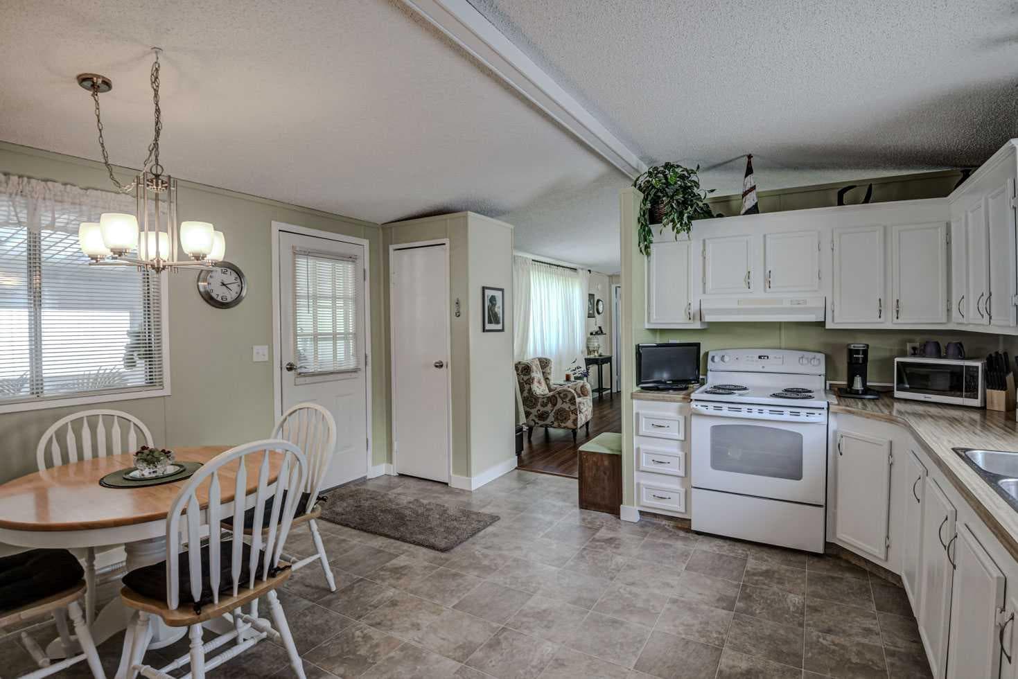 221, 99 Arbour Lake Road NW