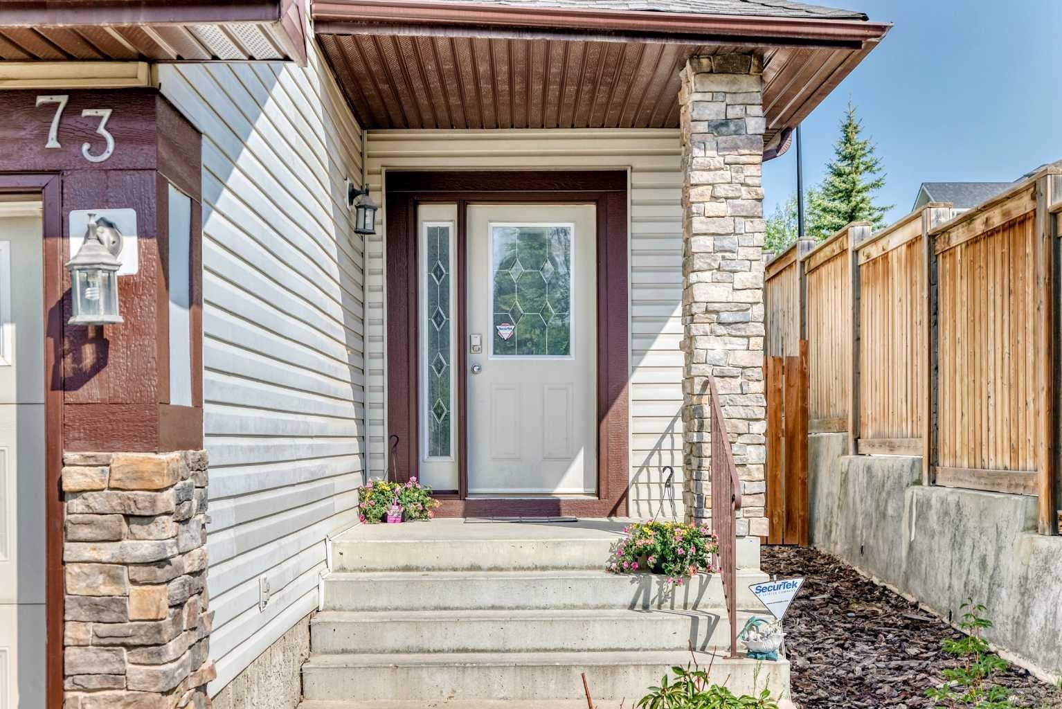 73 Royal Birch Way NW