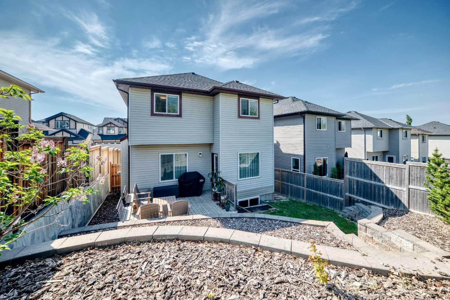 73 Royal Birch Way NW