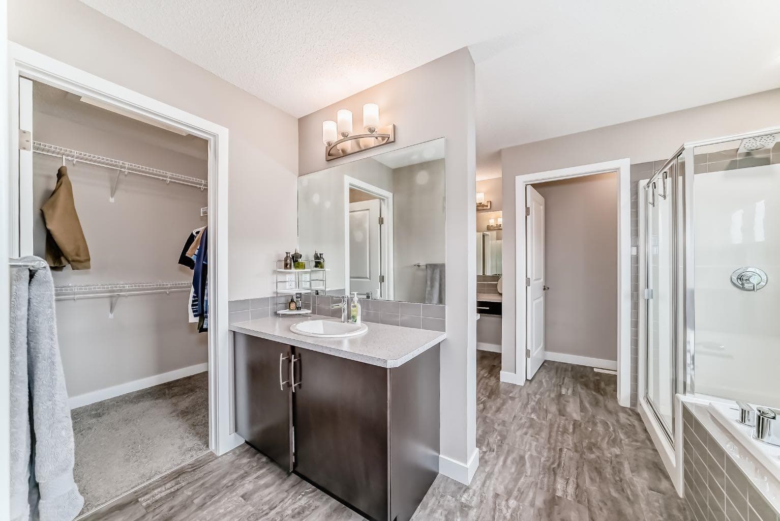 259 Kingfisher Crescent SE
