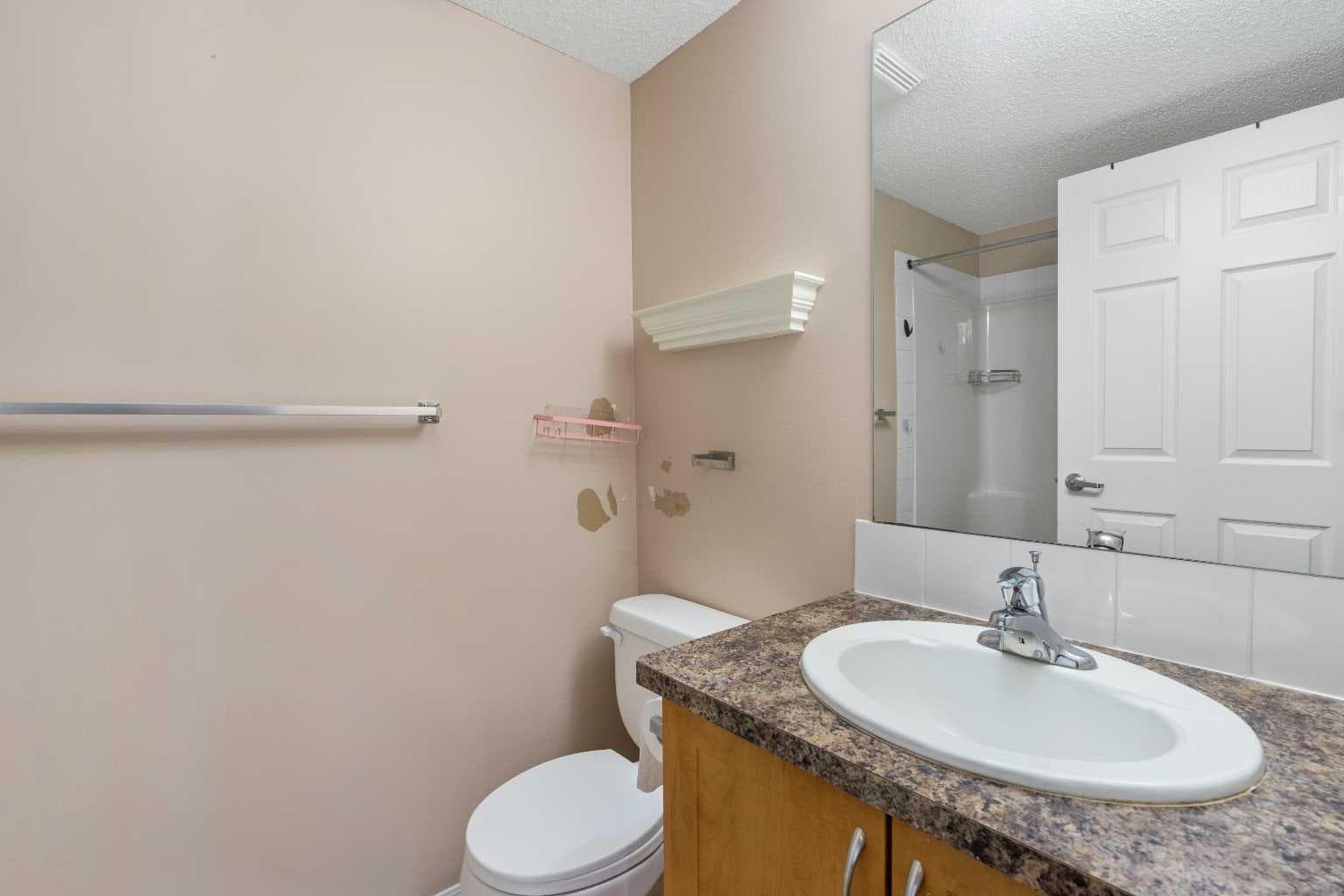 2327, 700 Willowbrook Road NW