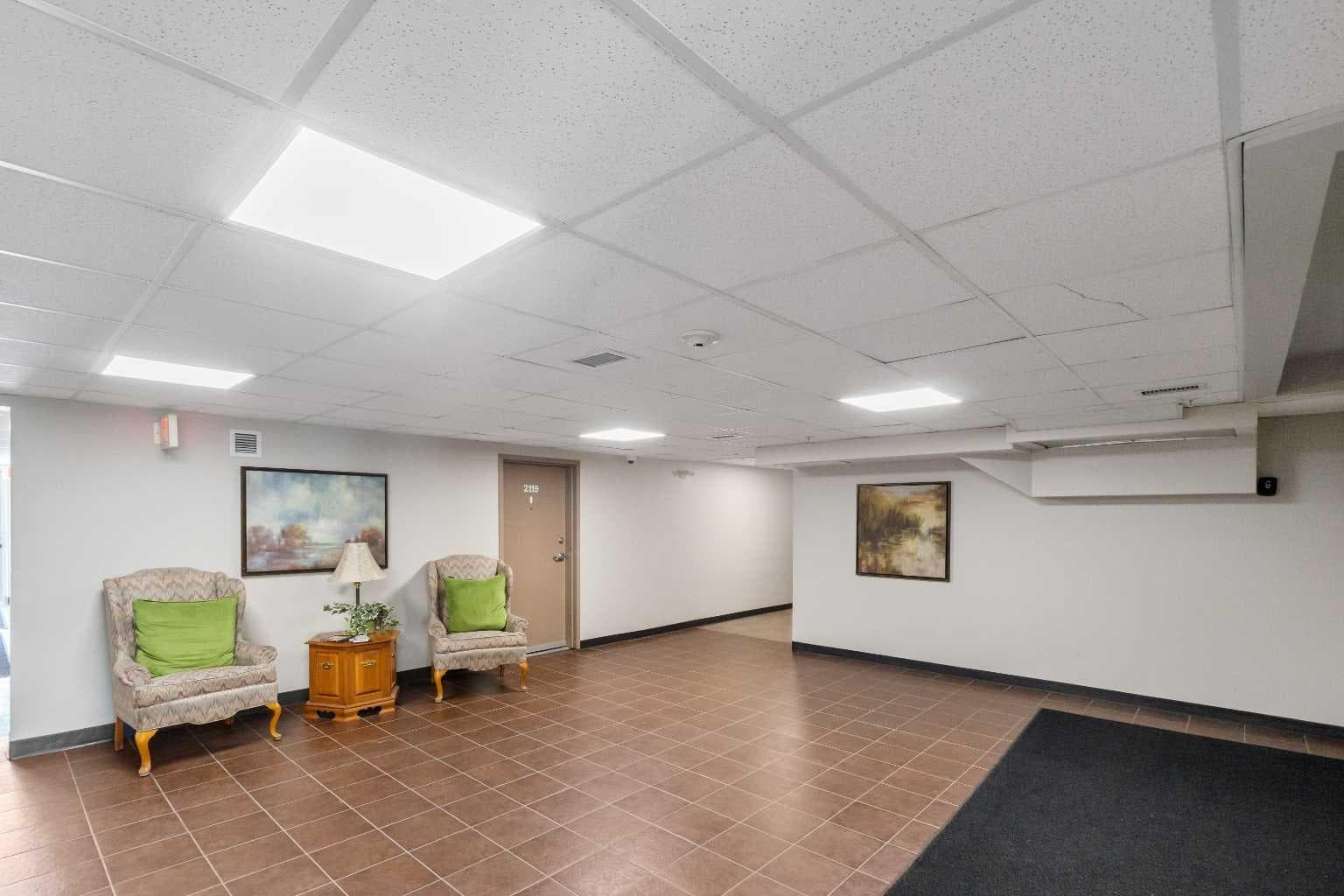 2327, 700 Willowbrook Road NW