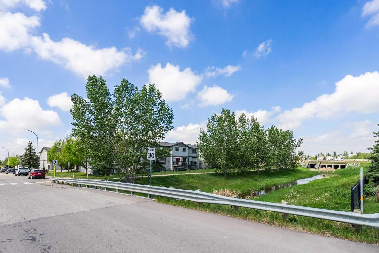 2327, 700 Willowbrook Road NW