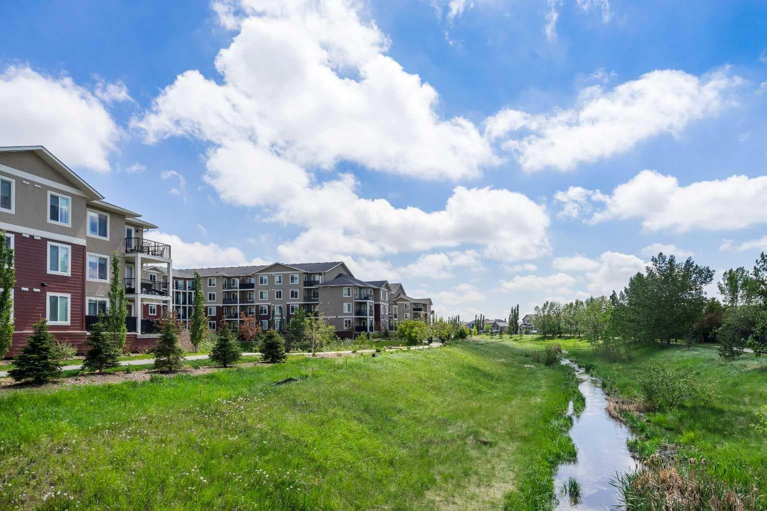 2327, 700 Willowbrook Road NW