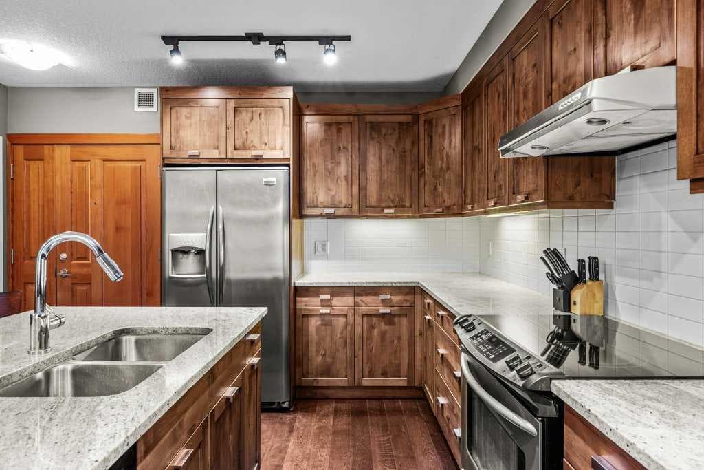 105, 106 Stewart Creek Landing 
