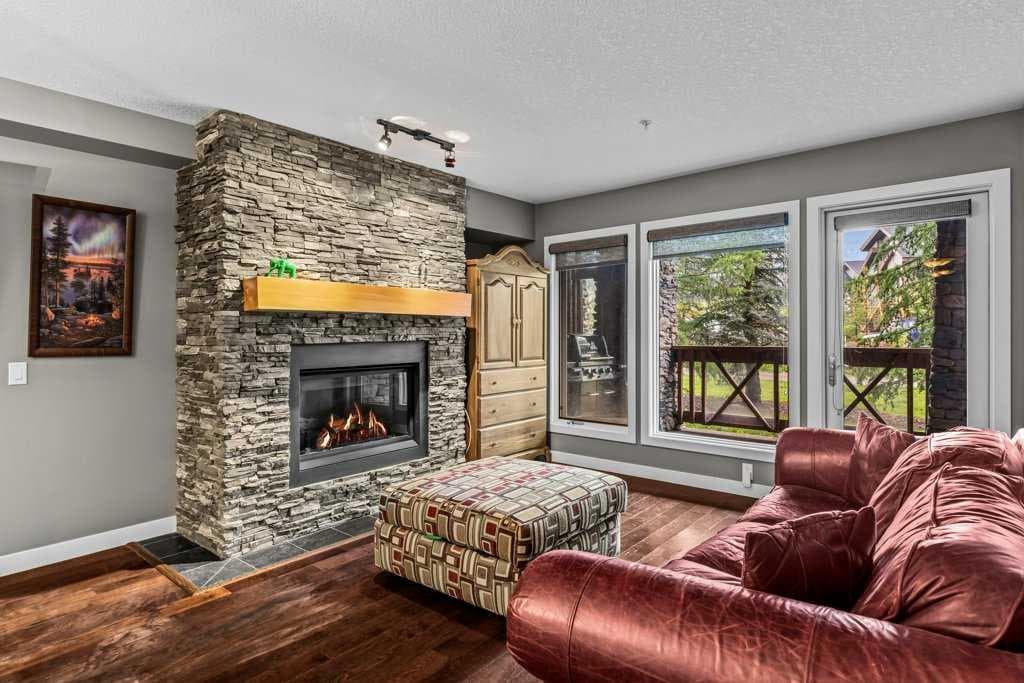 105, 106 Stewart Creek Landing 