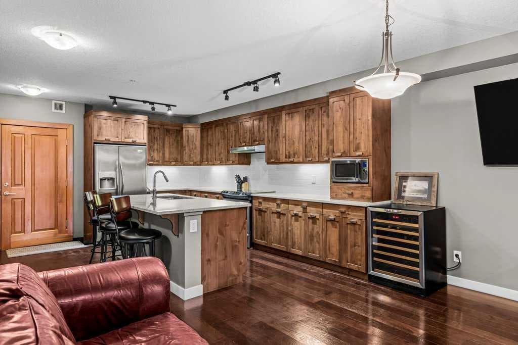 105, 106 Stewart Creek Landing 