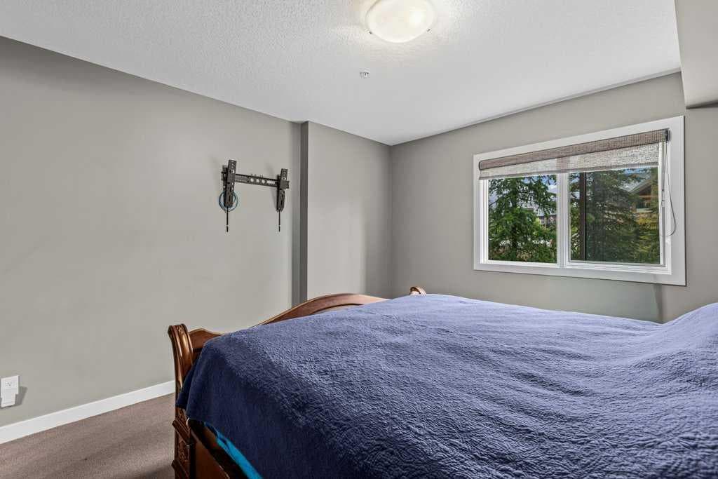 105, 106 Stewart Creek Landing 