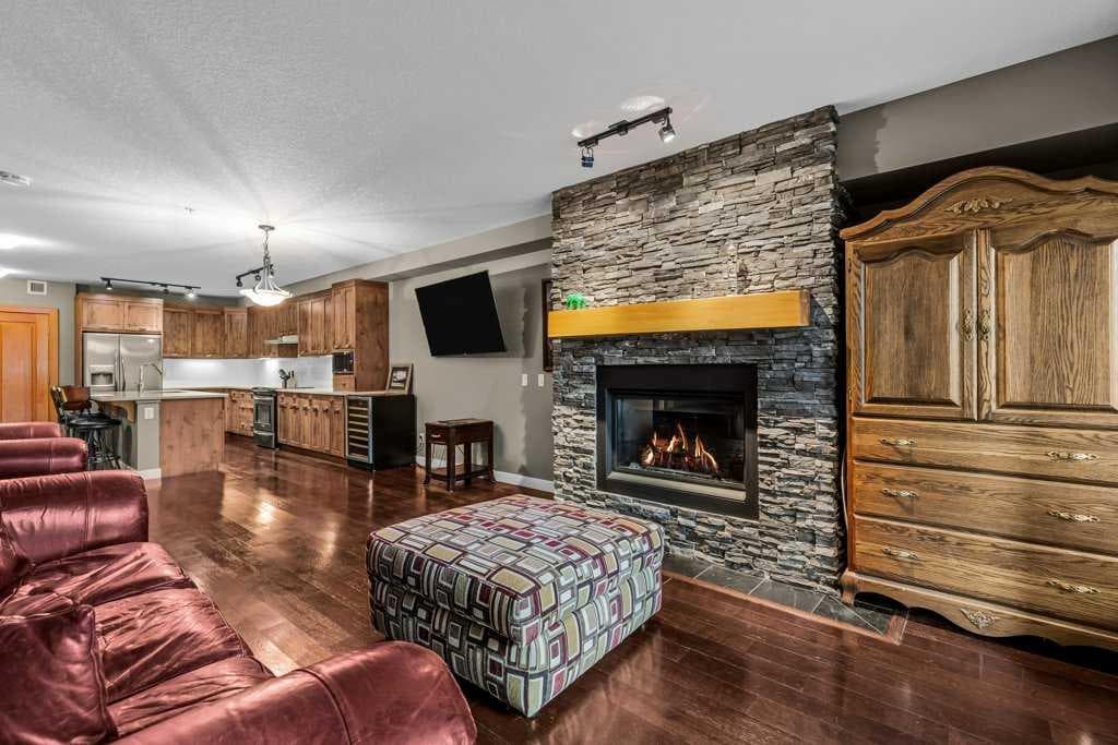 105, 106 Stewart Creek Landing 