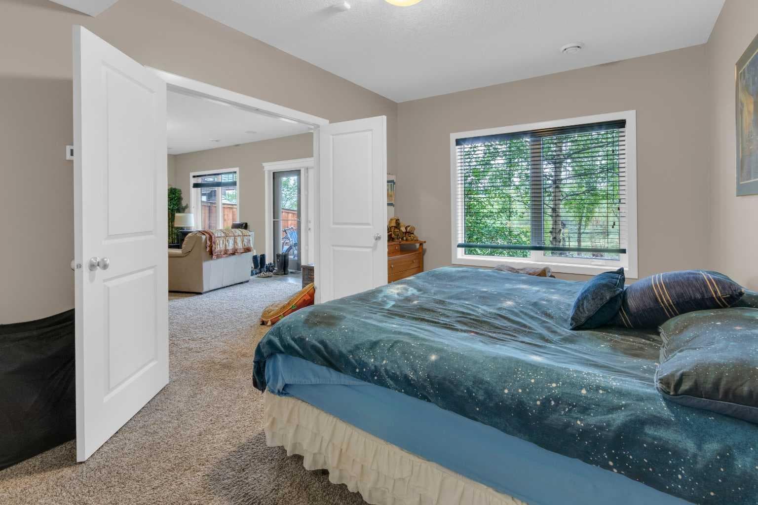 172 Ridge View Close 