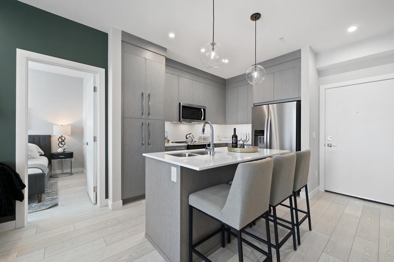2419, 44 Skyview Parkway 