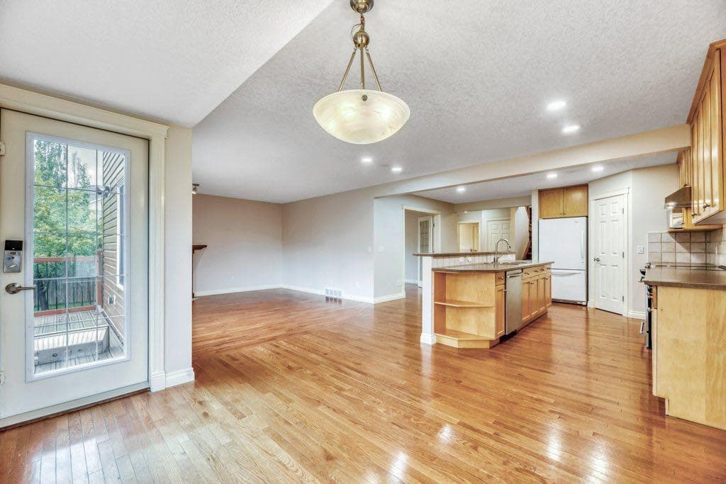 151 Cove Place 