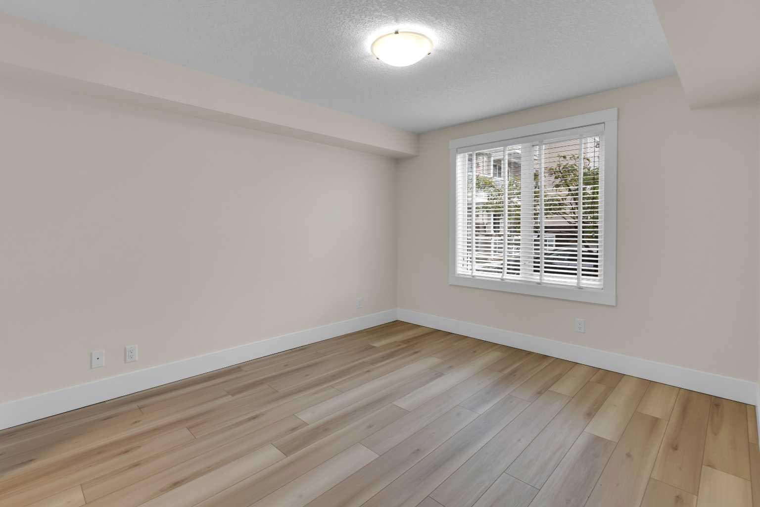 102, 500 Rocky Vista Gardens NW