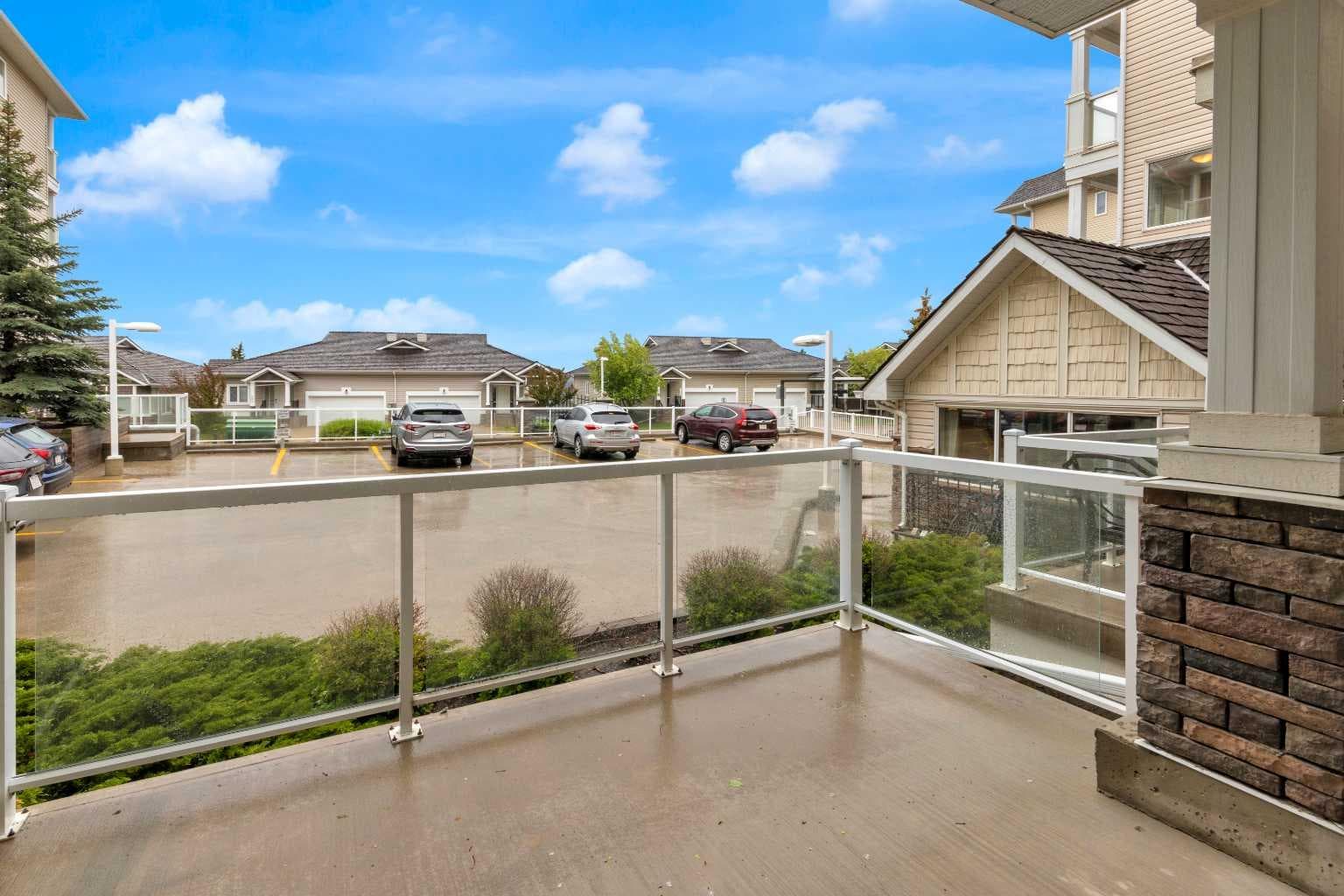 102, 500 Rocky Vista Gardens NW