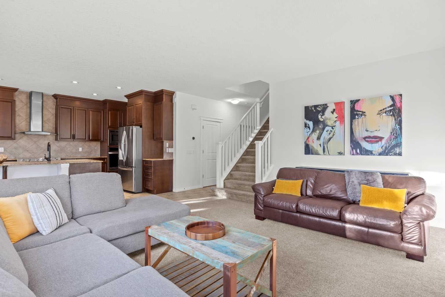 318 Coopers Drive SW