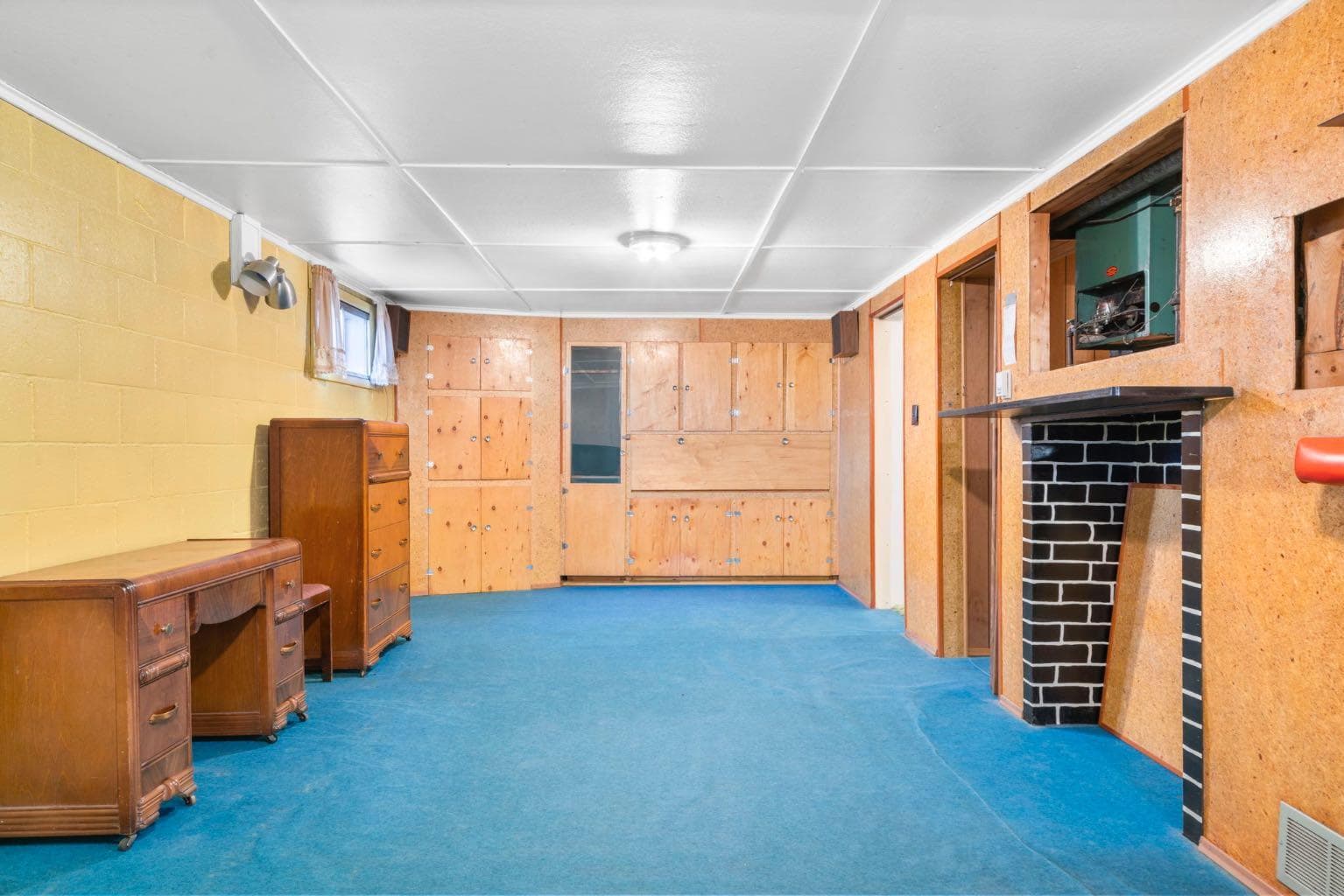 332 Third Street W