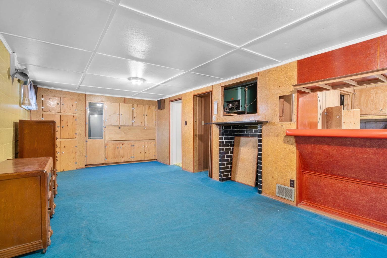 332 Third Street W