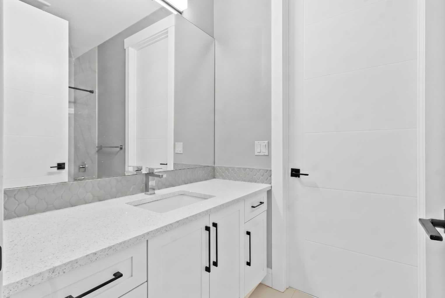 247 Kinniburgh Place 