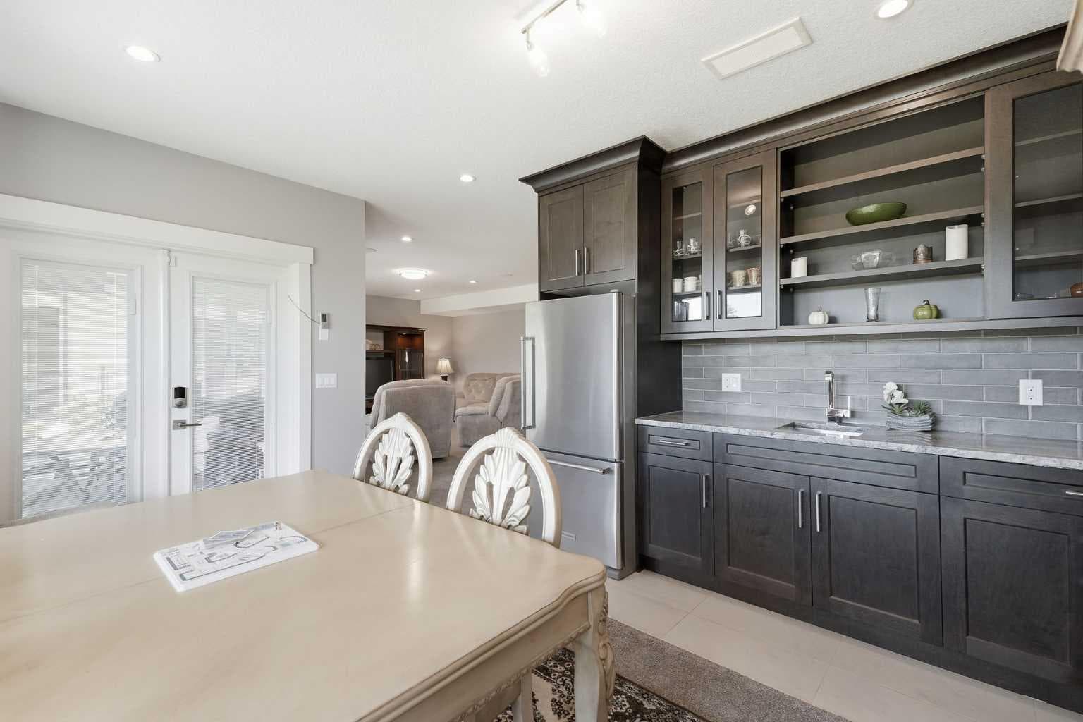 160 Kinniburgh Loop 