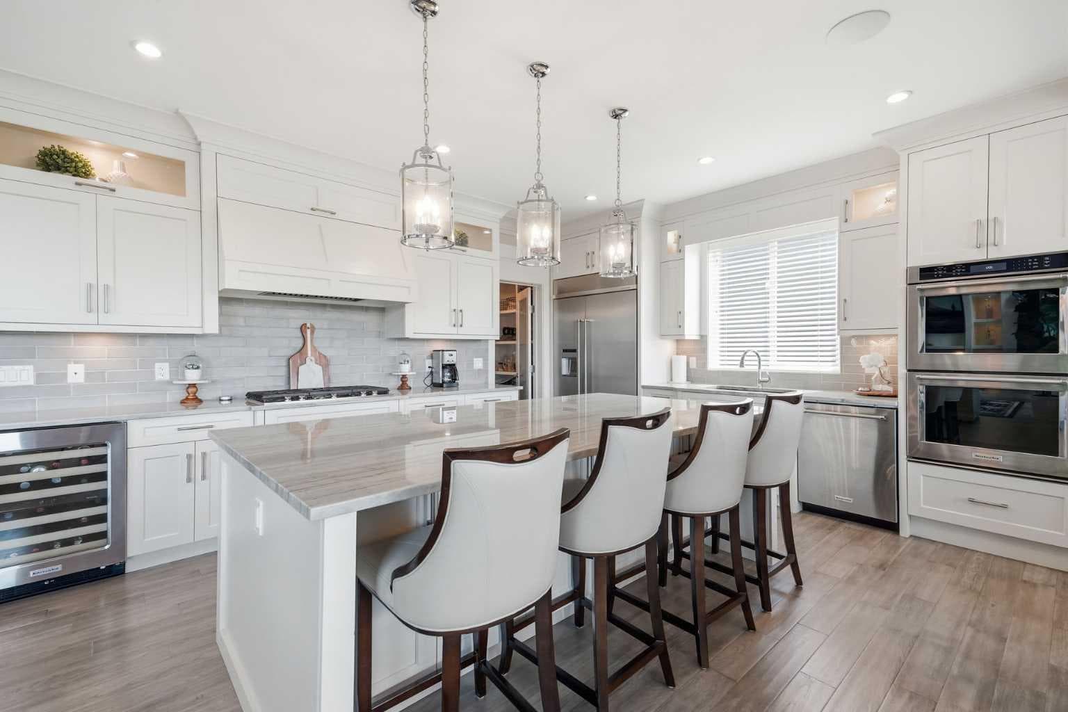 160 Kinniburgh Loop 