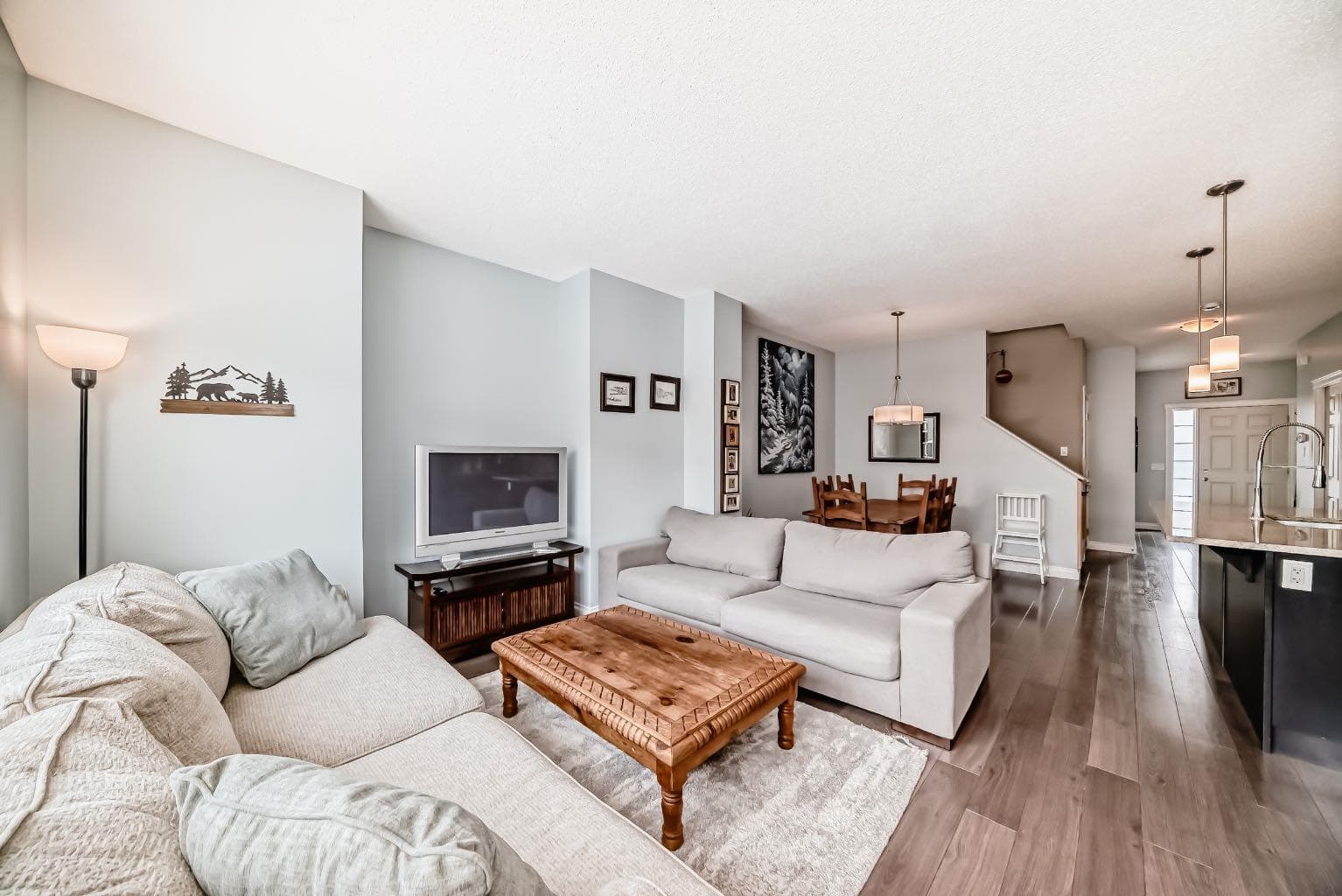 10 Reunion Grove NW