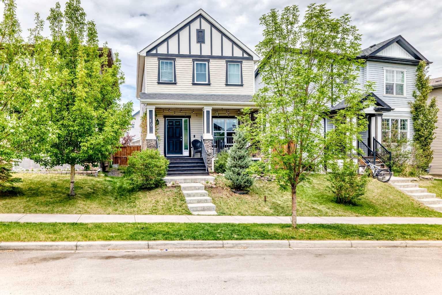 10 Reunion Grove NW