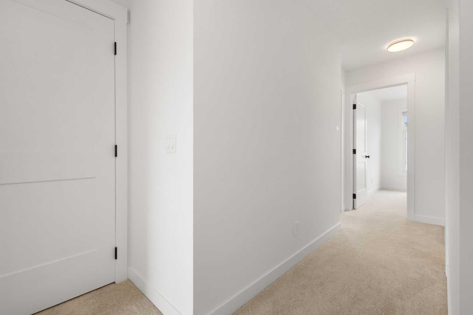 327, 85 sage hill Heights NW