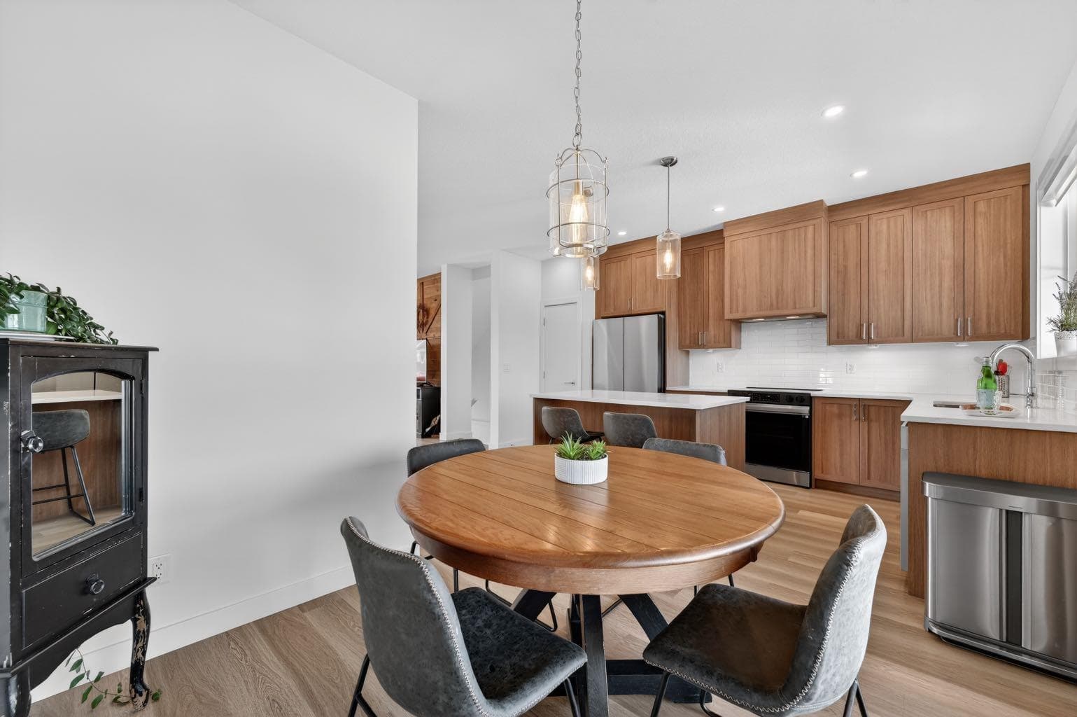 1501, 201 Cooperswood Green SW