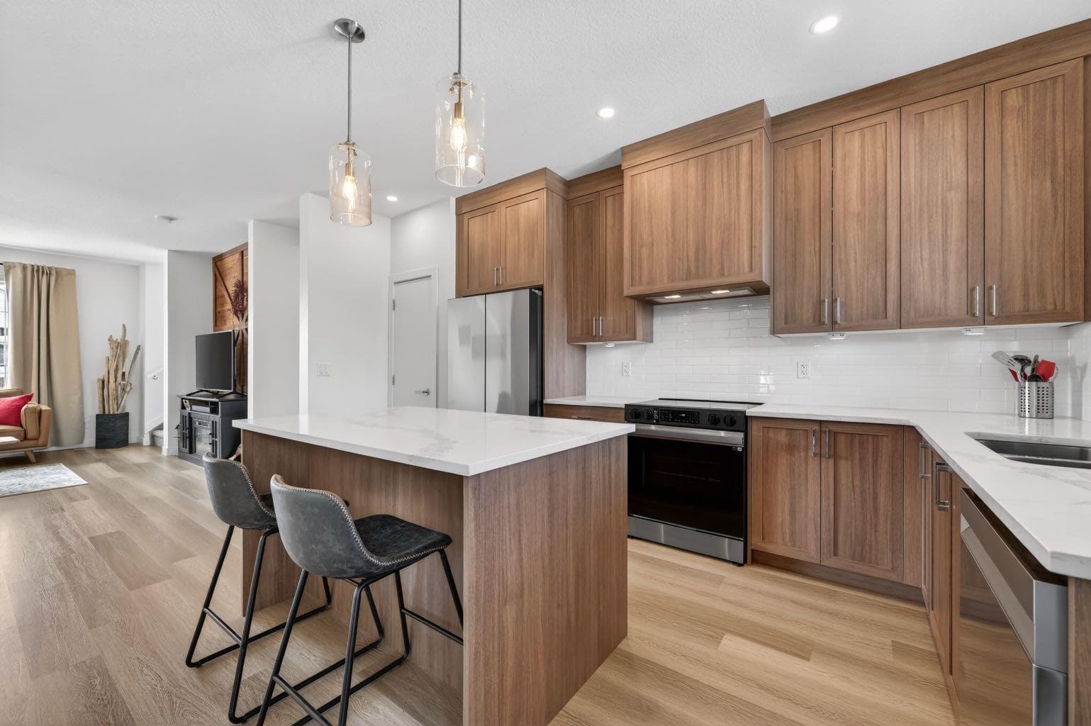1501, 201 Cooperswood Green SW