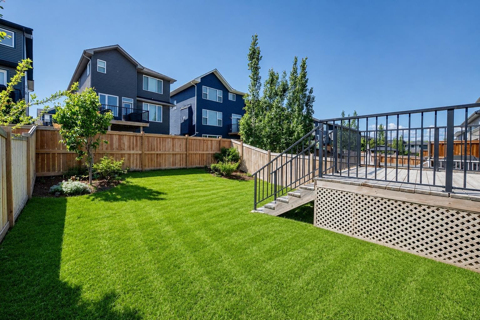 110 Crestbrook Way SW