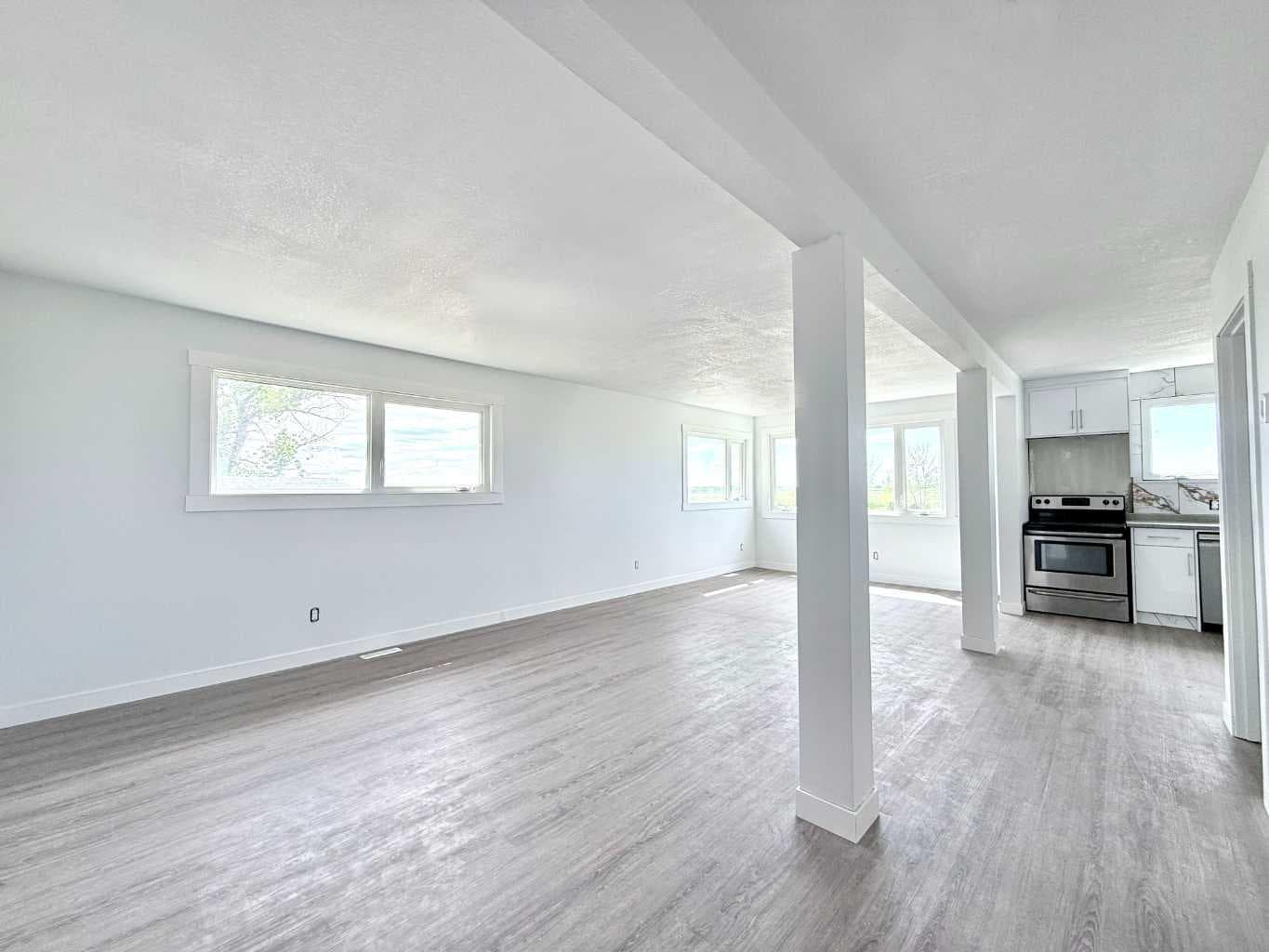 263080 Township Road 270A  
