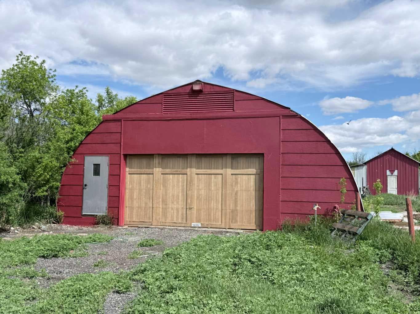 263080 Township Road 270A  