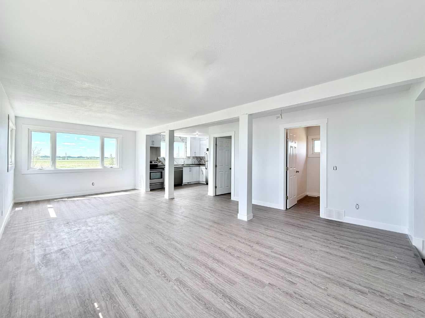 263080 Township Road 270A  