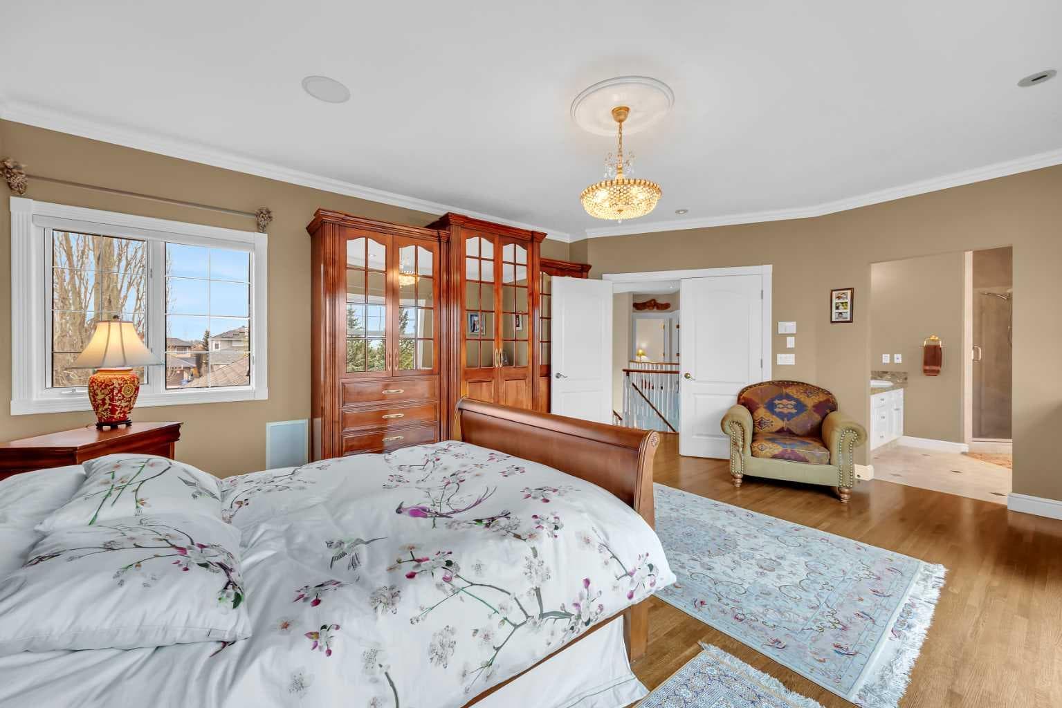 216 Evergreen Heath SW
