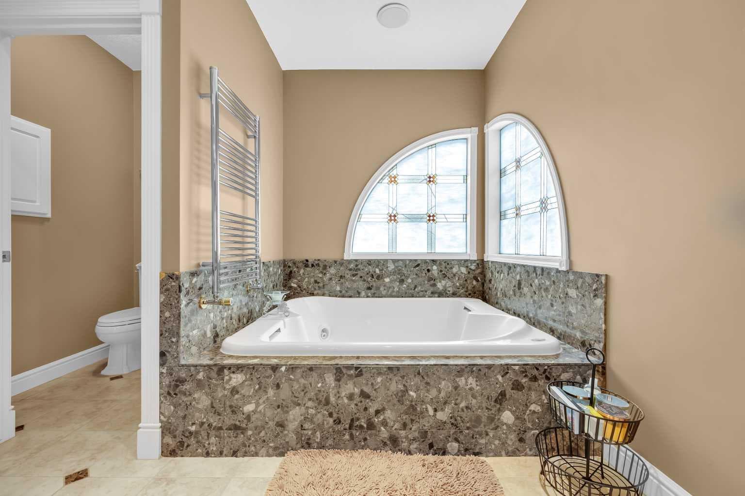 216 Evergreen Heath SW