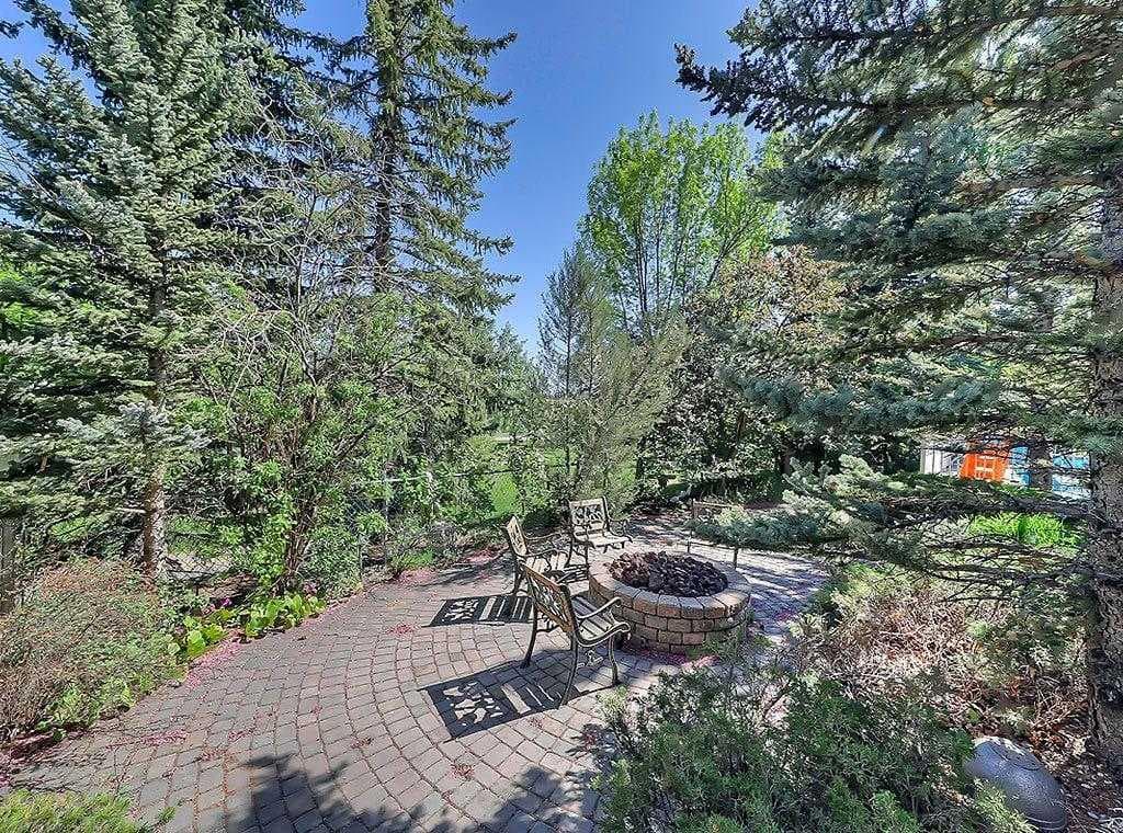 216 Evergreen Heath SW