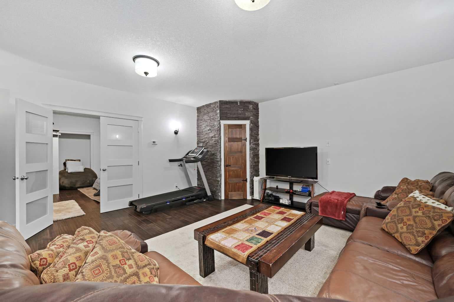 129 Springbluff Boulevard SW