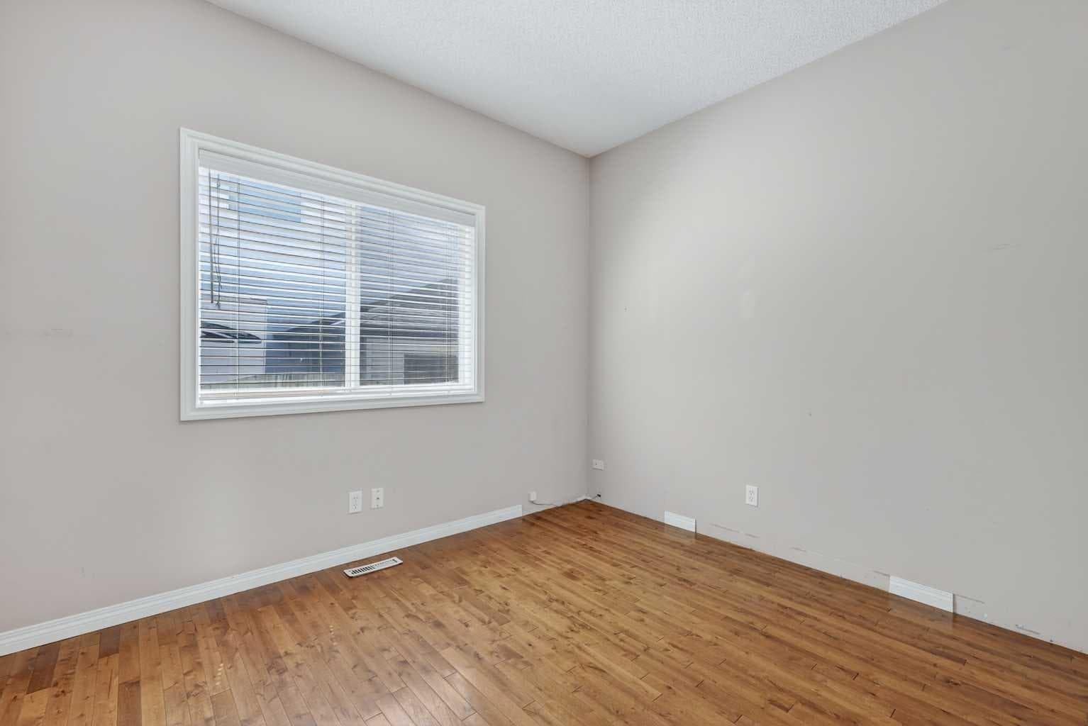 118 Invermere Drive Drive 