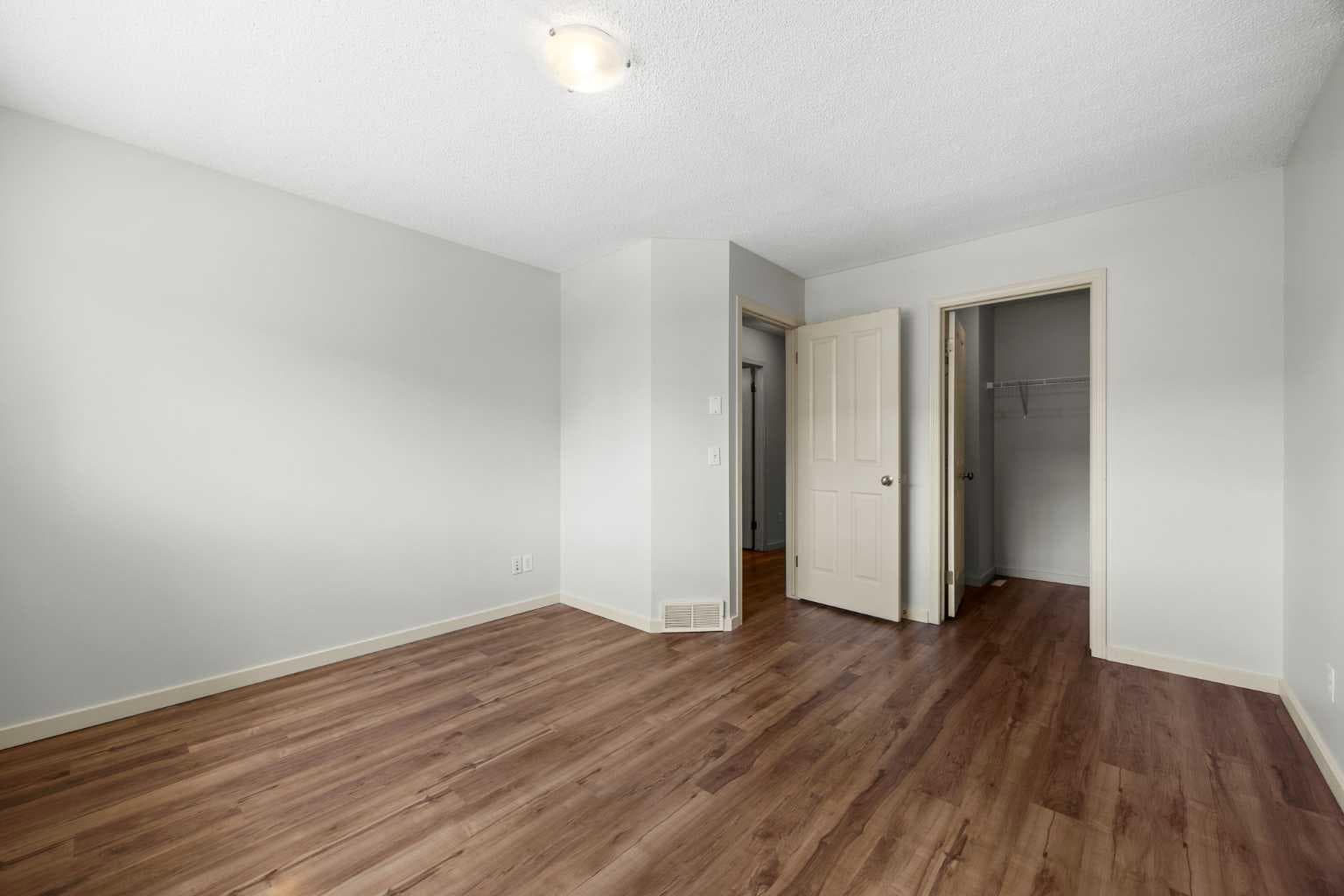 27 Panatella Villas NW