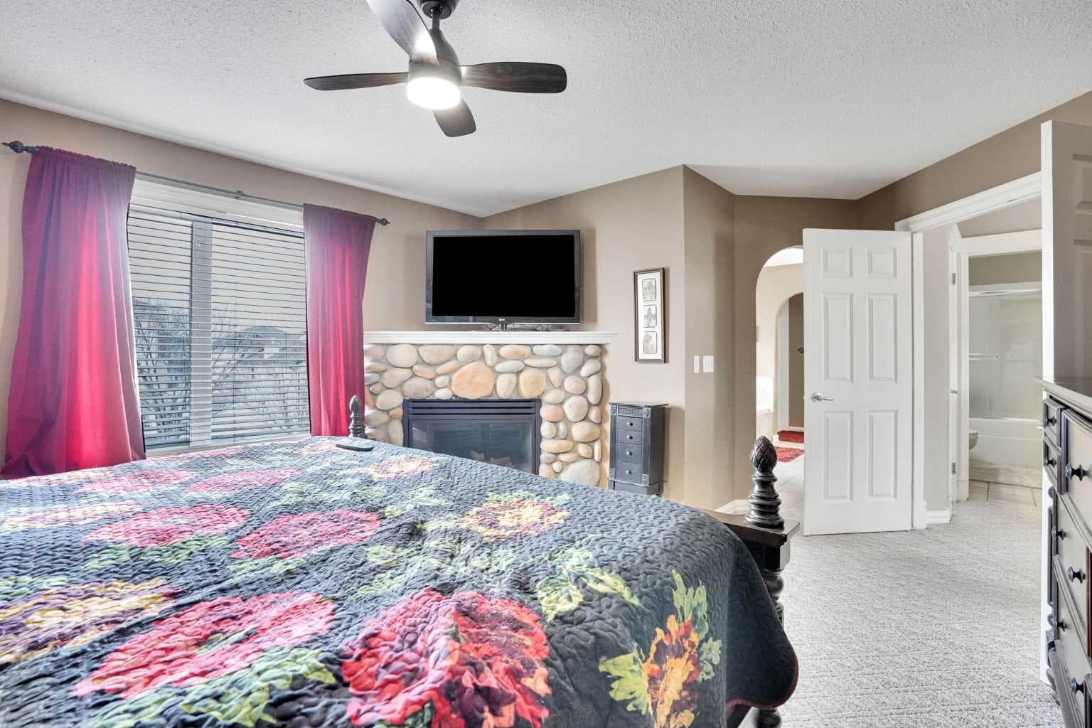 251 Lakeview Cove 