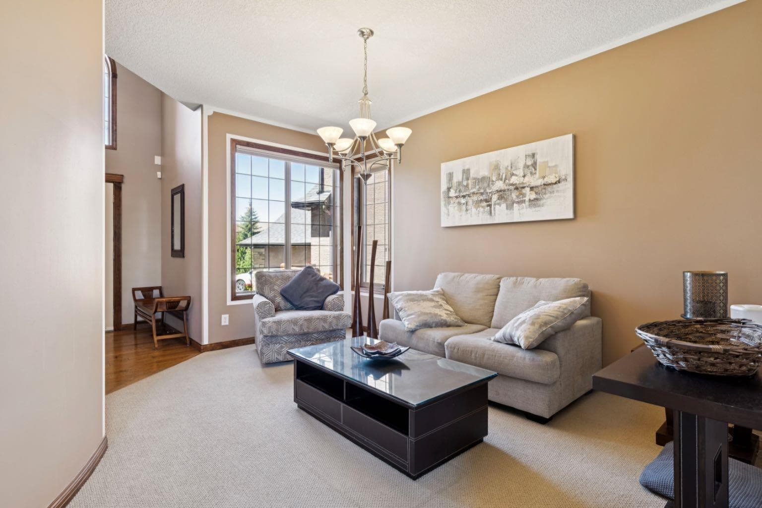 35 Tremblant Point SW