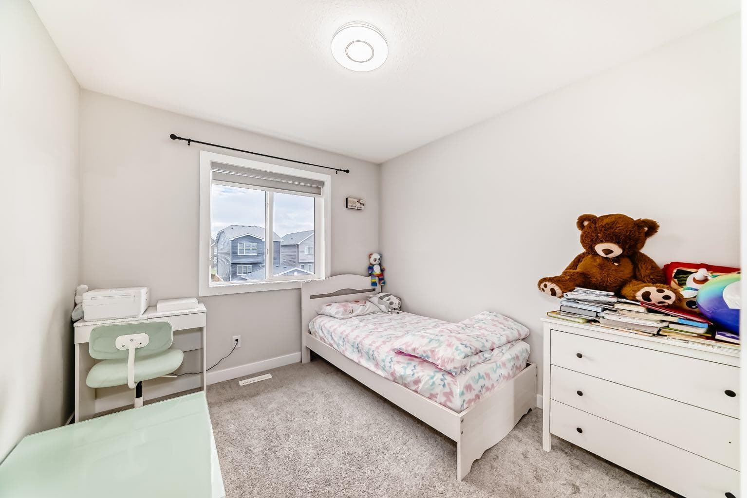 226 chelsea Heath 