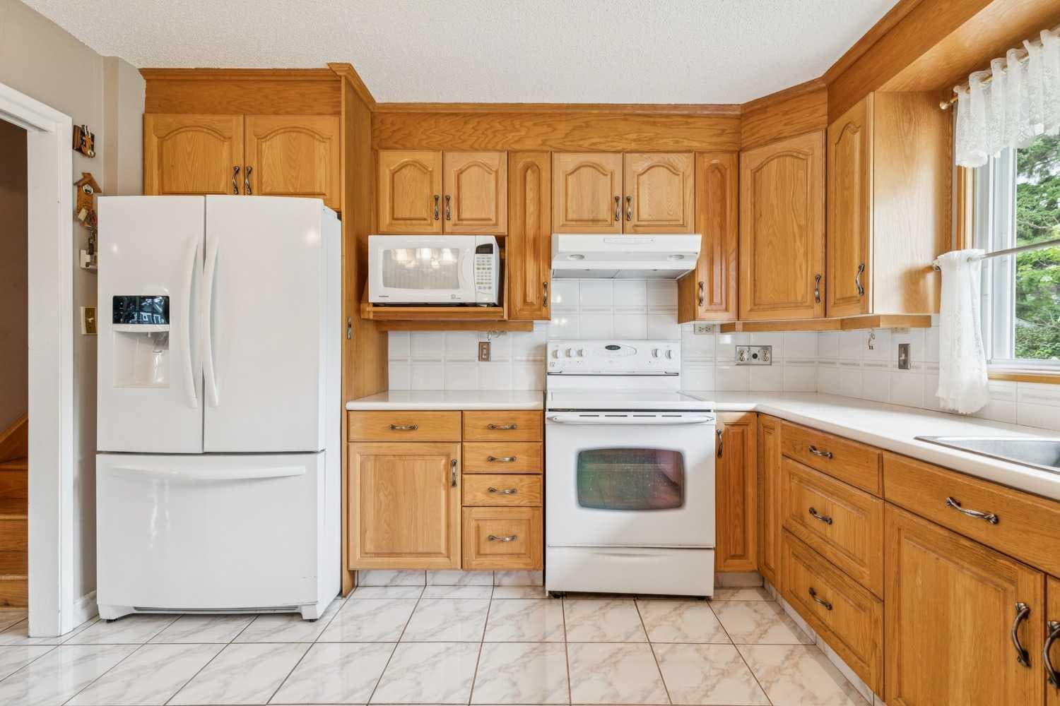 5036 Vallance Crescent NW