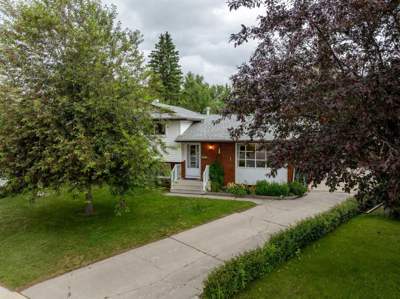 5036 Vallance Crescent NW