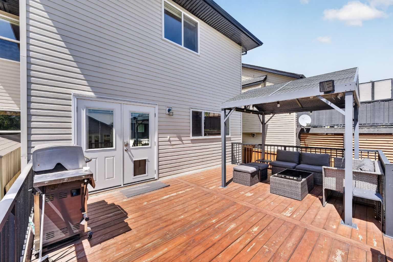 52 Reunion Close NW