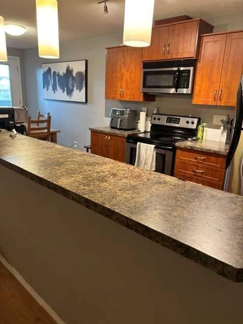 2113, 700 Willowbrook Road NW
