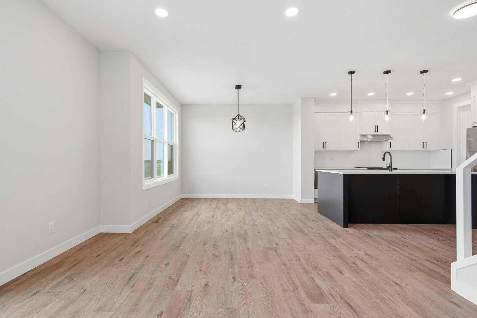 454 Kinniburgh Loop 