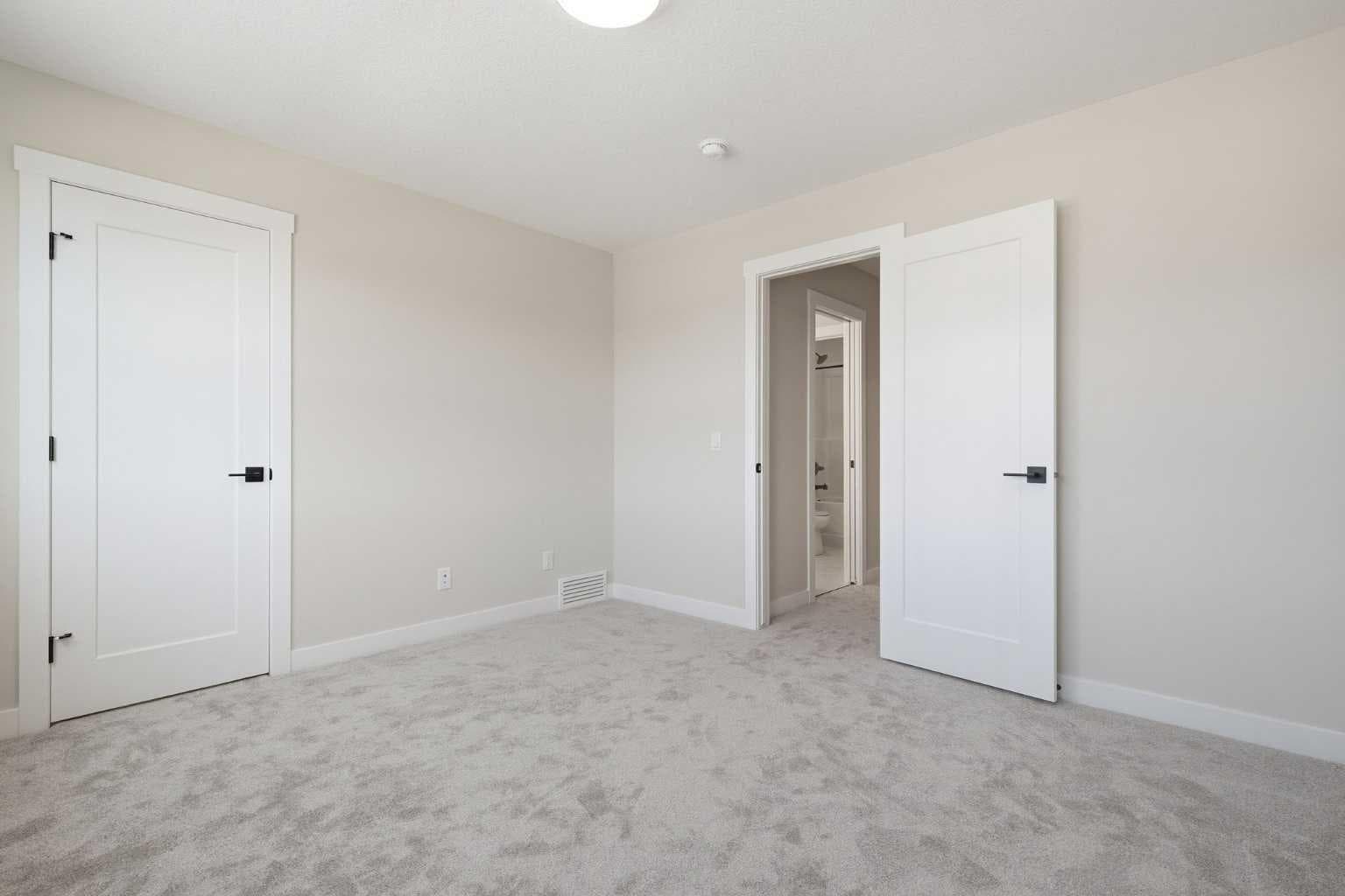 454 Kinniburgh Loop 