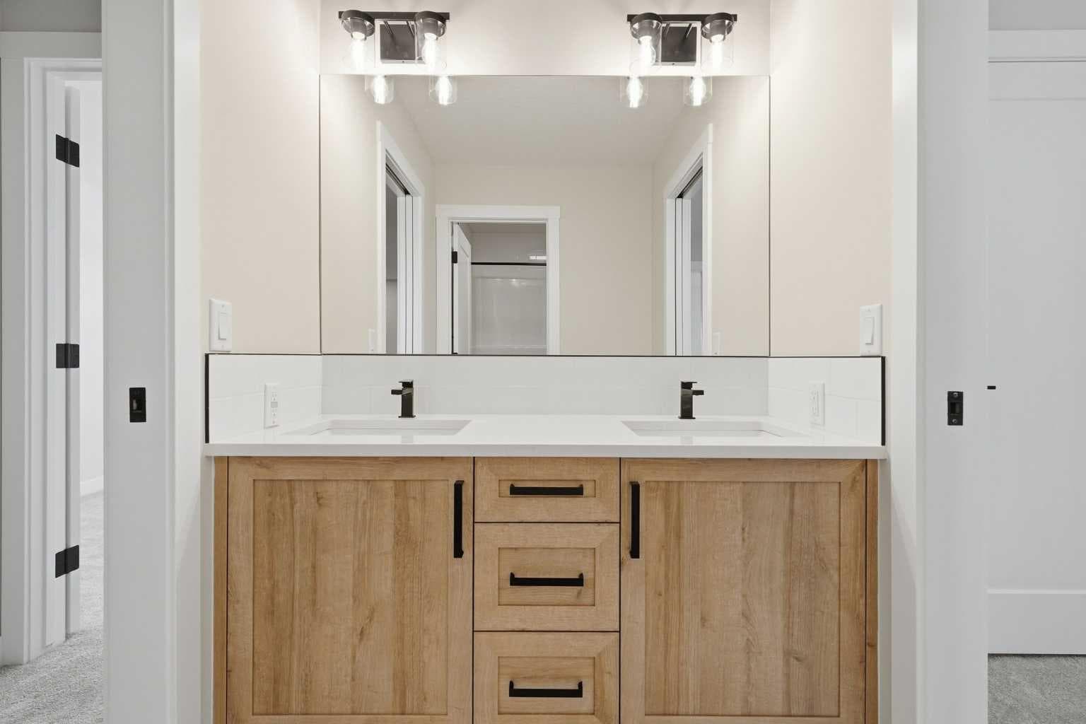 454 Kinniburgh Loop 